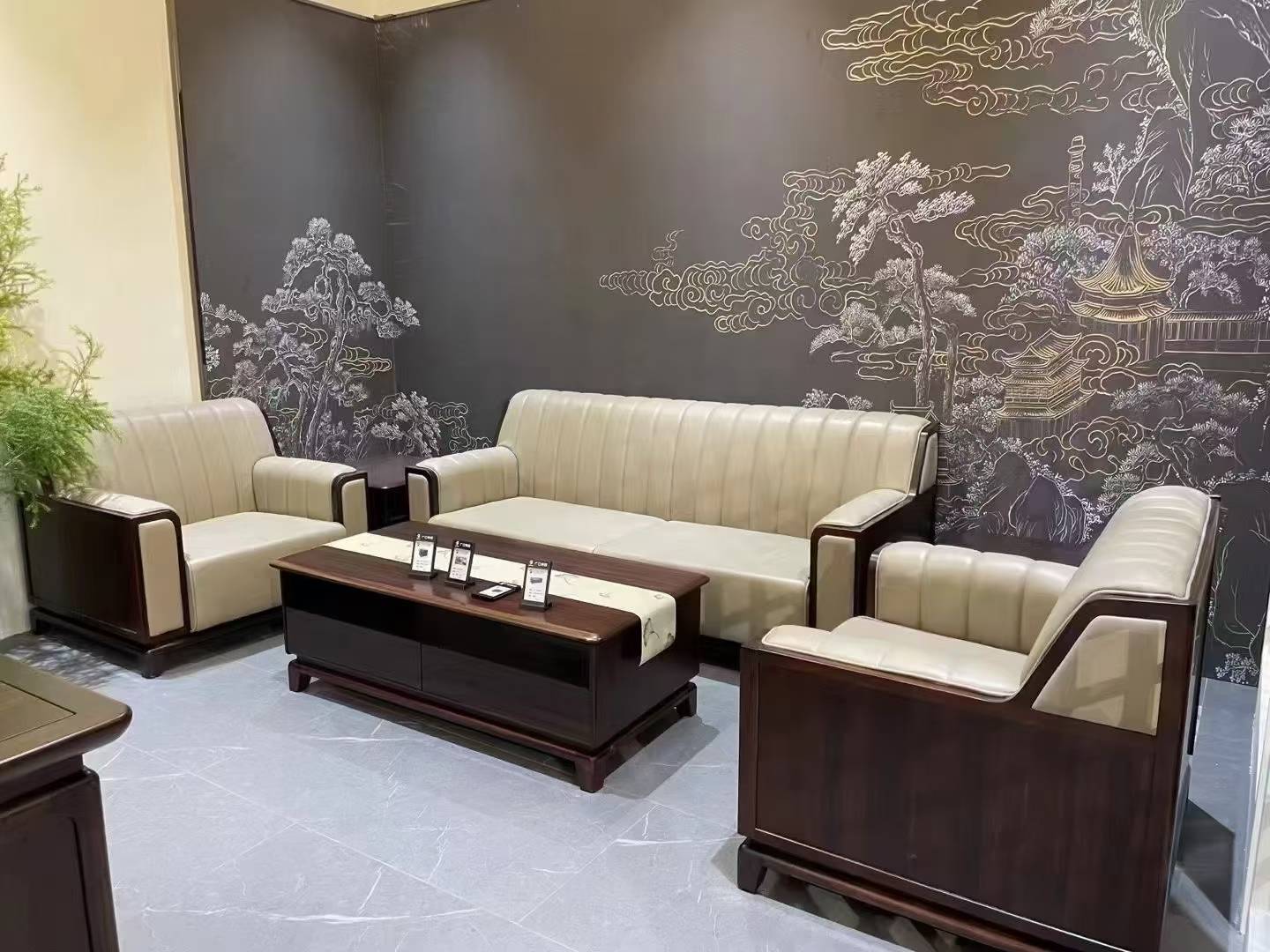 Elegant Fusion of Tradition and Modernity in a Chinese Living Room‌  ‌Description‌: